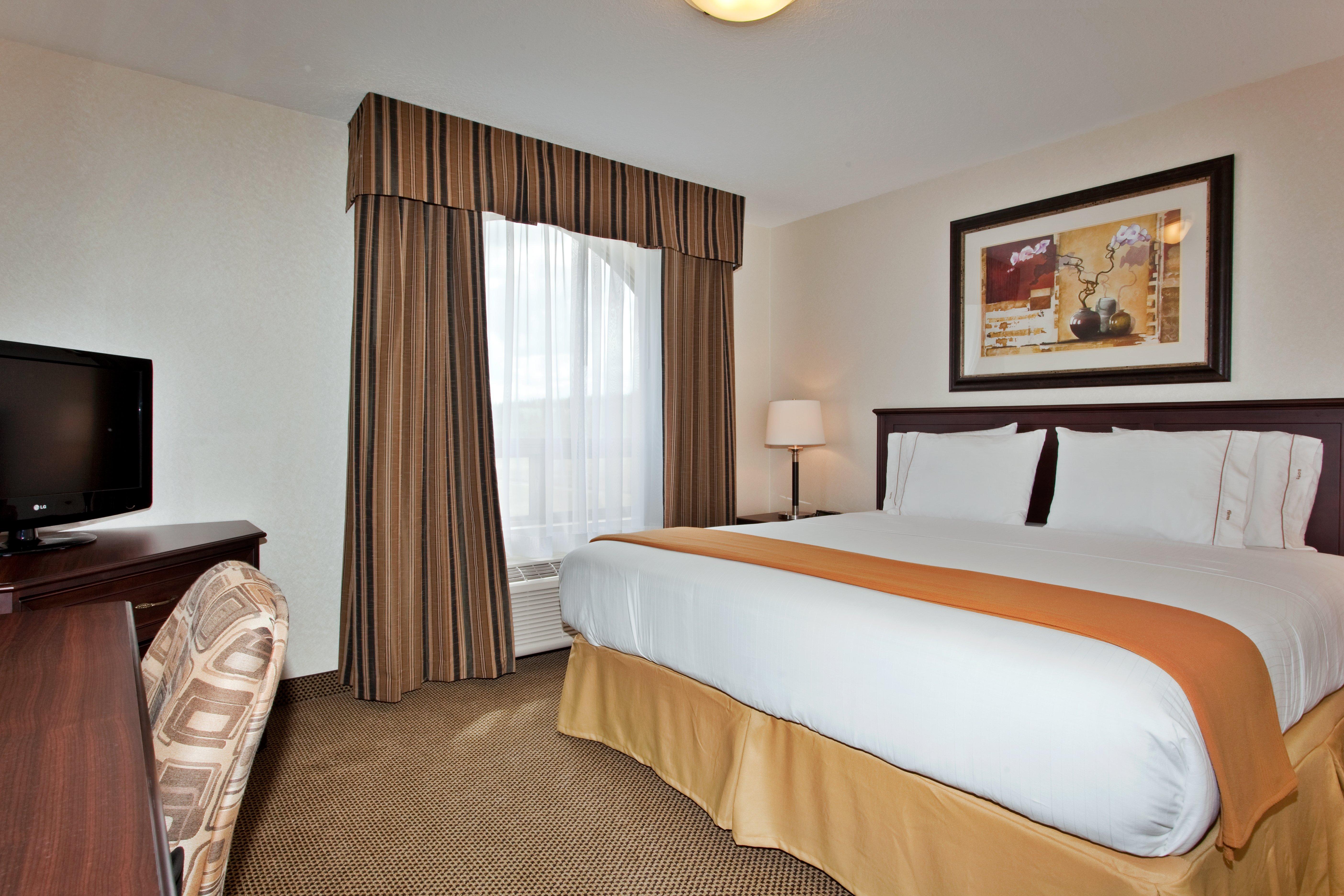 Holiday Inn Express & Suites Whitecourt By Ihg Exterior foto
